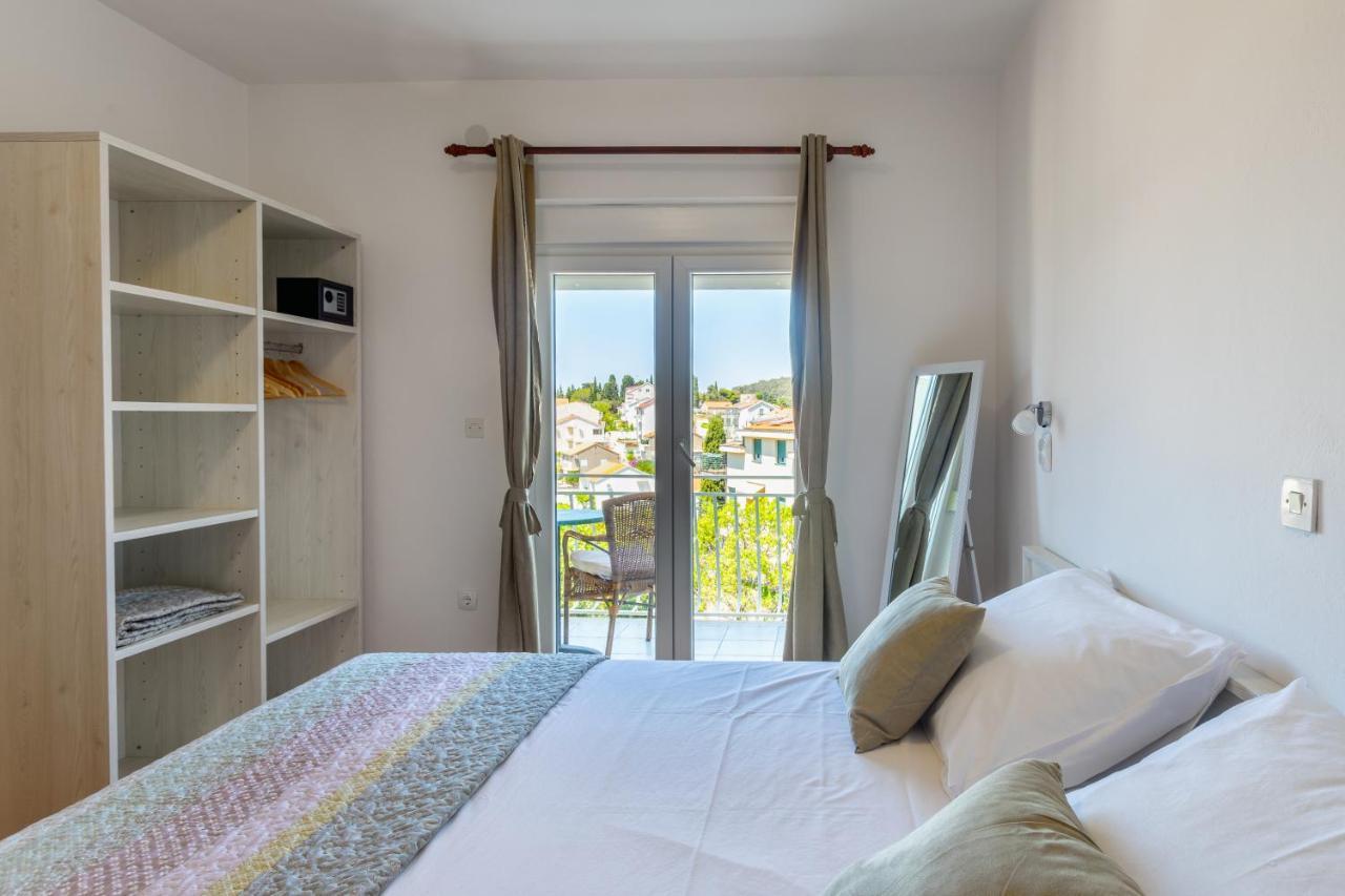 חוואר Apartments Luksa - Zf Hvar מראה חיצוני תמונה
