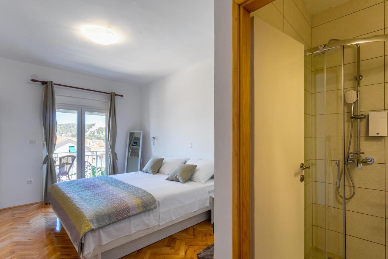 חוואר Apartments Luksa - Zf Hvar מראה חיצוני תמונה