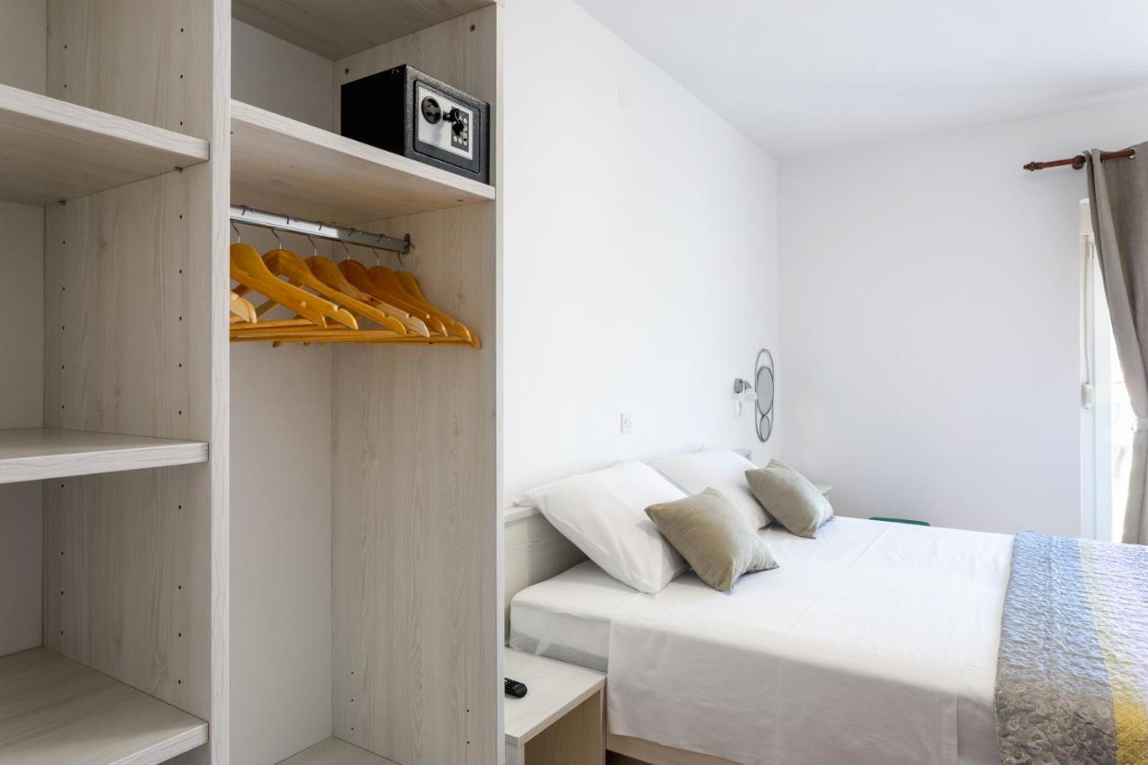 חוואר Apartments Luksa - Zf Hvar מראה חיצוני תמונה