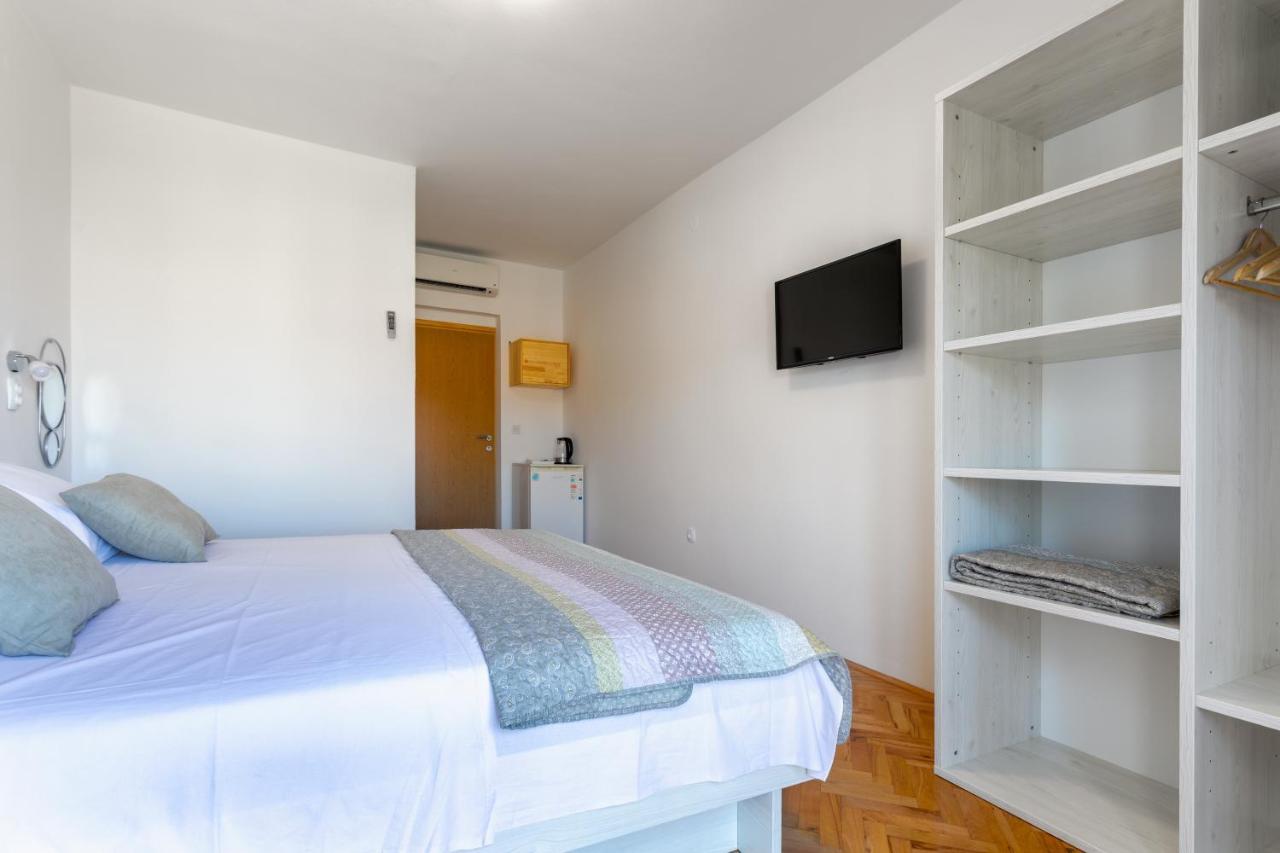 חוואר Apartments Luksa - Zf Hvar מראה חיצוני תמונה